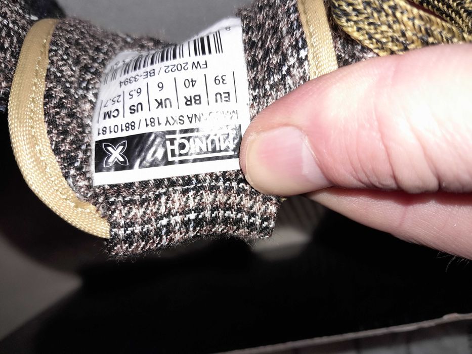 Buty sportowe Munich Massana sky 39 NOWE skórzane