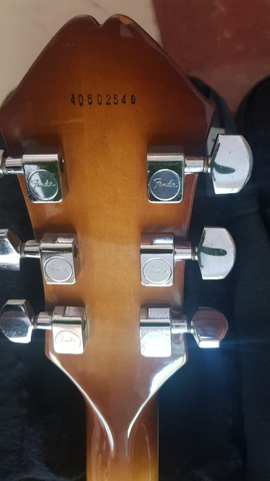 FENDER D 'Aquisto Jazz Guitar