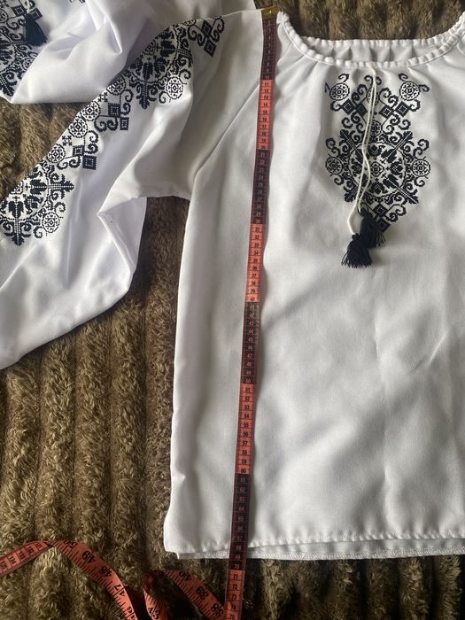 Парна вишиванка чол і жін