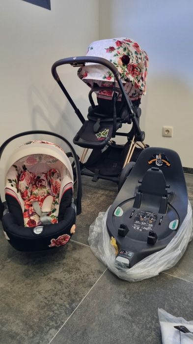 Carrinho cibex mais babycoque e sistema isofix