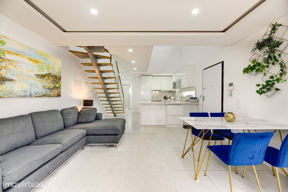 Moradia T3 | Open Space | Piscina| Espaço Exterior | Fernão Ferro