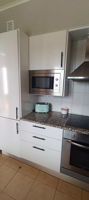 Apartamento T1 com piscina julho e agosto disponível