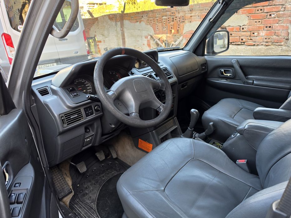 Mitsubishi pajero 2.8 td abas largas — photo 5