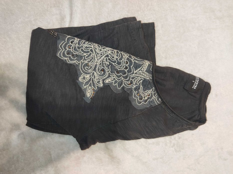 Bluzka z długim rękawem firmy Reserved rozm. S