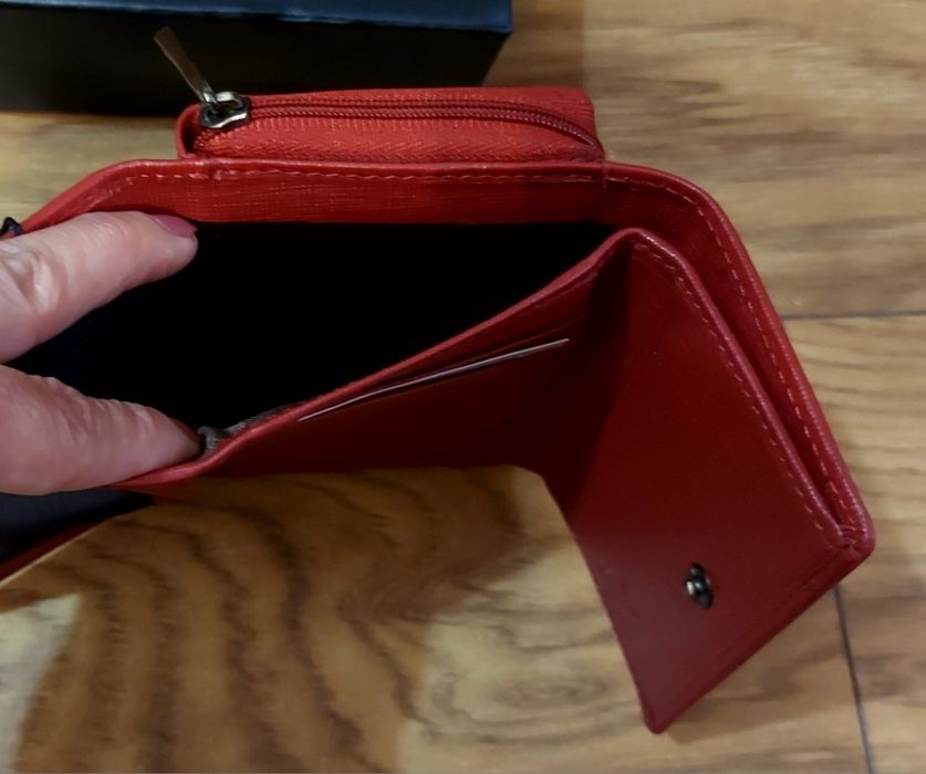 Nowy portfel czerwony Wittchen