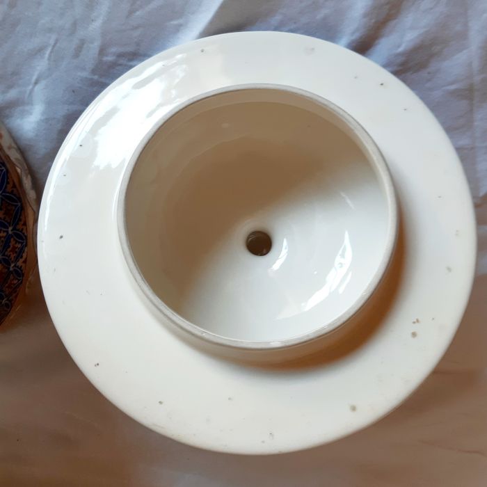 Pote grande (39cm) com motivos florais