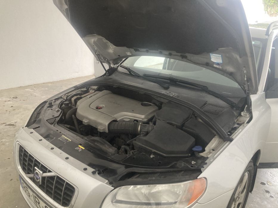 Volvo V70 d5 em bom estado