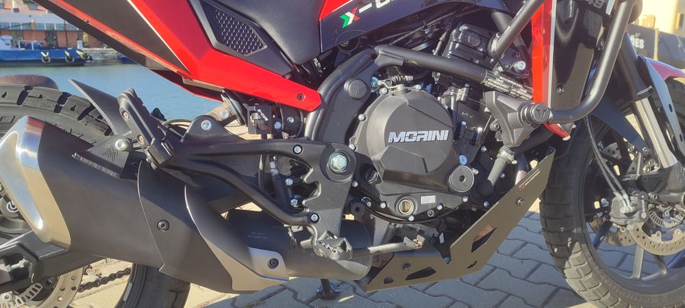 Moto morini X Cape 650