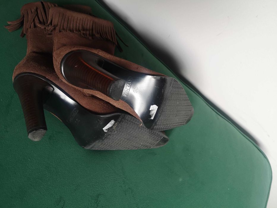 botki Ryłko, kowbojki damskie z frędzlami