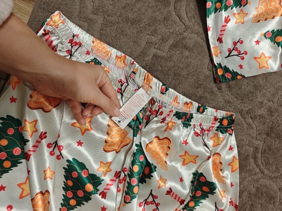 Świąteczny komplet piżam dwuczęściowy satynowy nowy damski