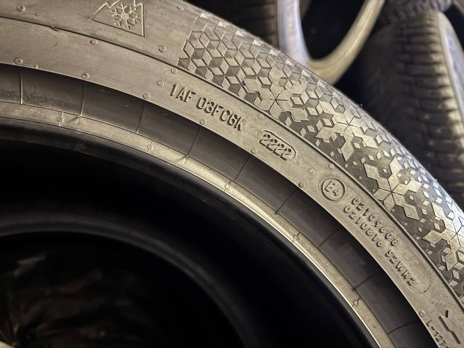 Зимові шини 235 55 R19 Continental 2022рік