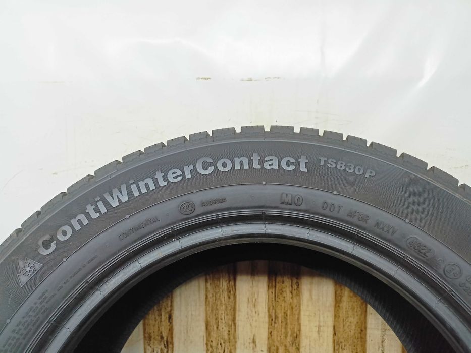 Continental ContiWinterContact TS830P 225/55/16 22r. 99H 8,2mm (3982)