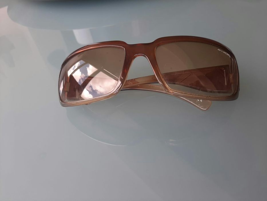 Óculos de sol Arnette