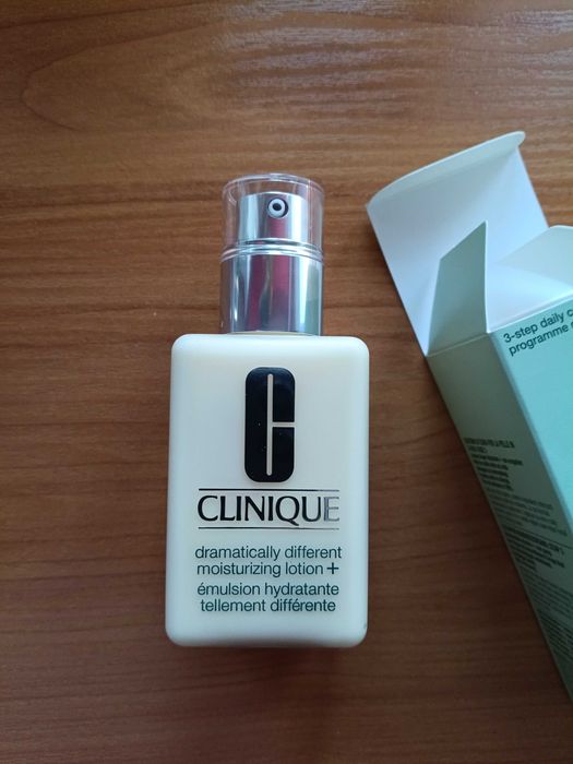 Dramatically Different Moisturizing Lotion +