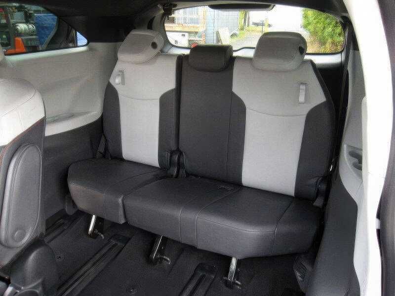 2023 Toyota Sienna XSE 7-Passenger