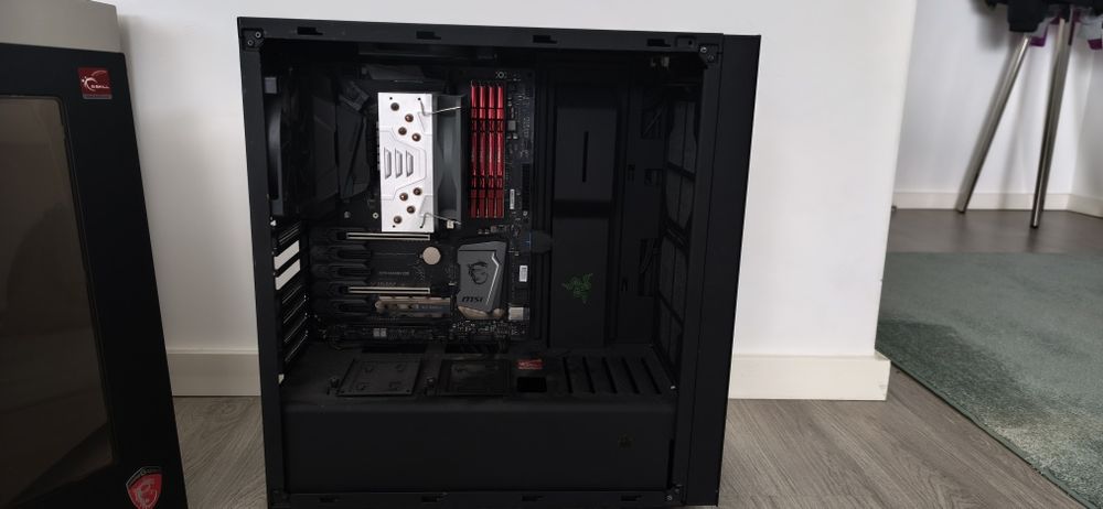 Bundle Intel Core i7-6700k / MotherboardMSI Z270 Gaming M5 / G.Skill Kit 32GB DDR4 3000MHz Ripjaws V Red VRB (4 x 8GB) / Caixa Razer NZXT