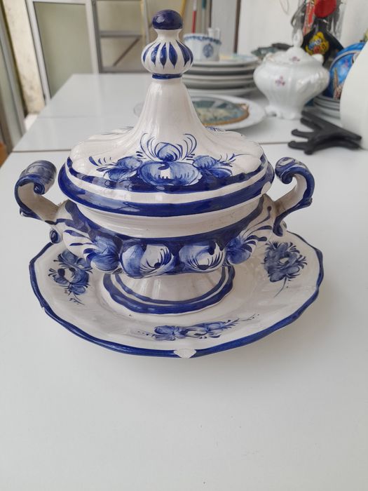 Hand-painted small terrine424730499031377921