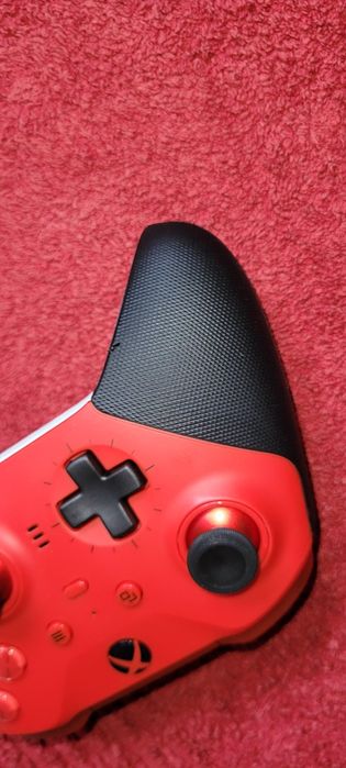 Геймпад беспроводной Microsoft Elite Series 2 Core красный (