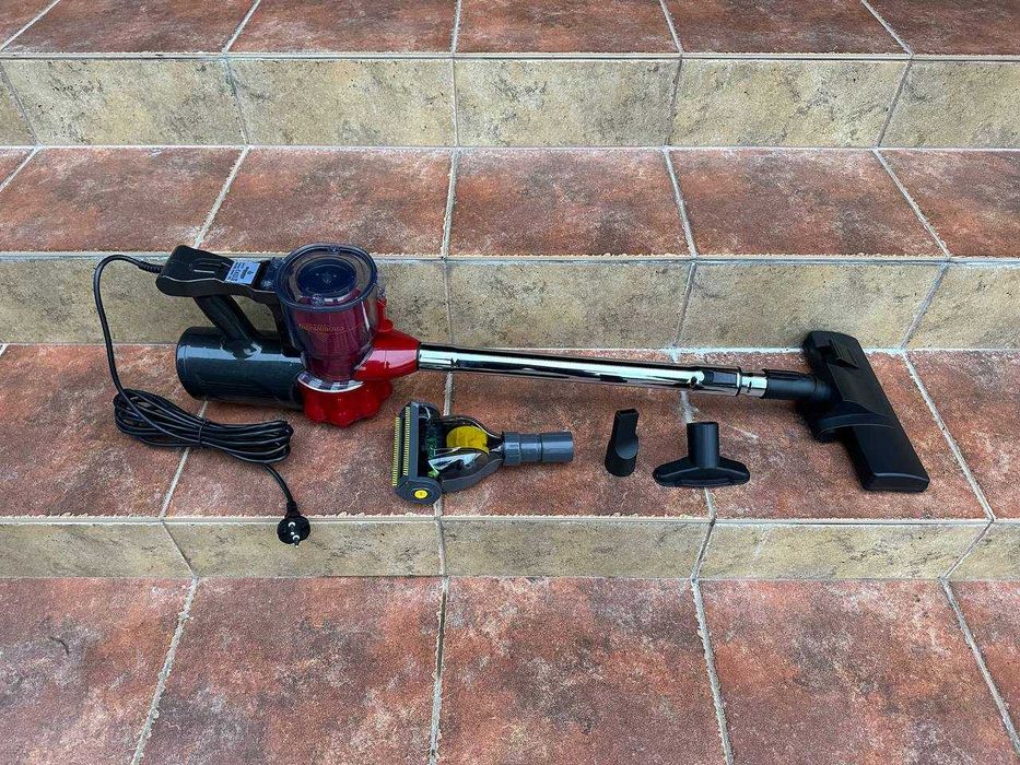 Пылесос ручной колбовый с турбощеткой и Hepa фильтром 2500 Вт.