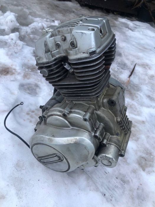 Двигун Зонгшен 125 в хорошому стані