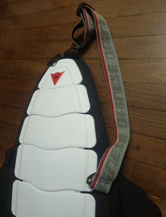 Dainese DTEC multi shield 7 części rozmiar M bez jednej szelki