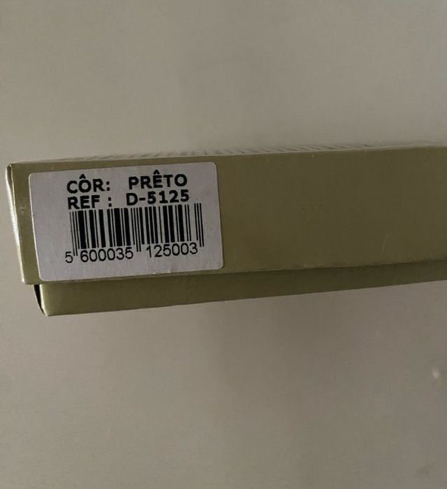 Carteira de homem em pele preta