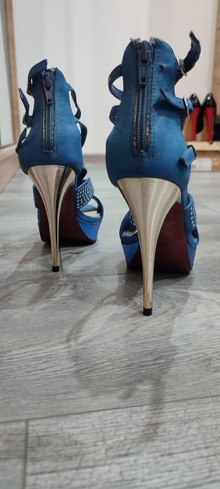 Szpilki, buty na wysokim obcasie, platformie