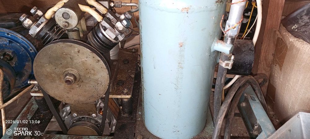 Продам маленький компресор ссср