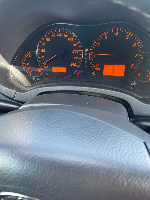 Автомобиль Тойота авенсис т25