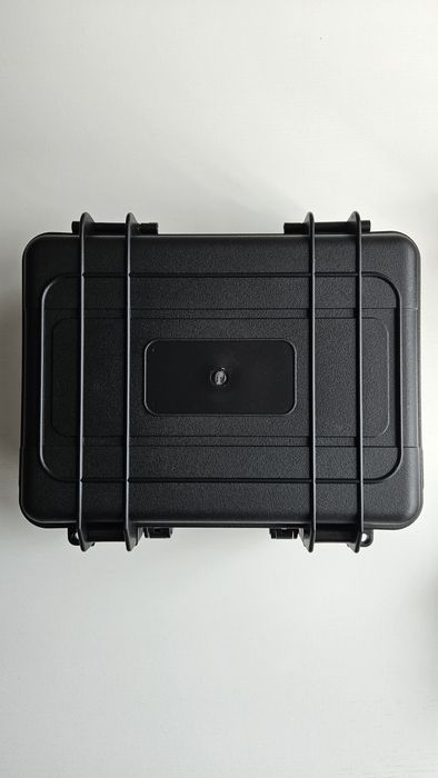 Box skrzynka walizka na 8 zegarków