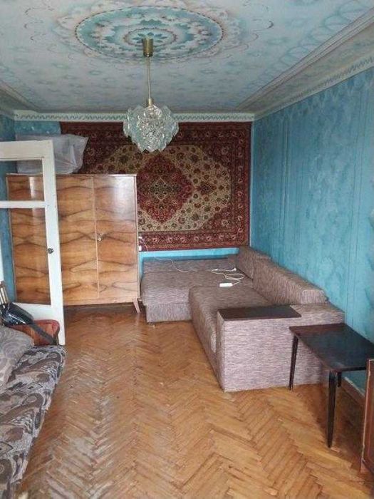 Продам 1-кімнатну квартиру, 5-7 хвилин пішки від метро Індустріальна