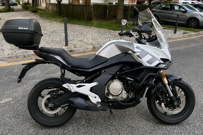 CFMoto 650MT - 2023
