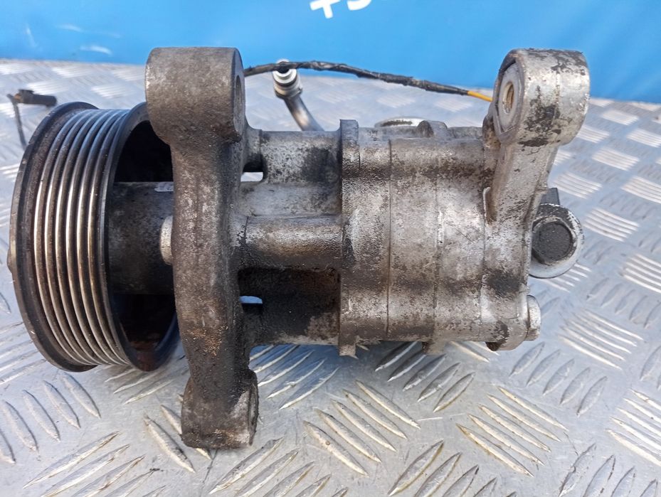 Насос гідропідсилювача керма (ГУР) BMW X5 E70 Гидроуселителя БМВ е70