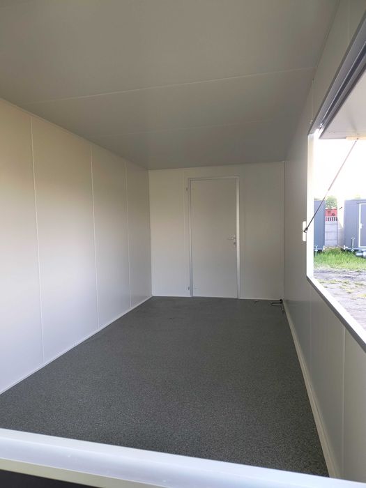- PRZYCZEPA gastronomiczna 2 OKNA - 5 x 2,3 m - 2 osie - dostępna NA PLACU - kebab / BURGER -