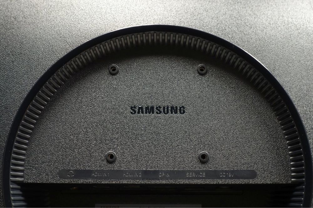 Monitor gaming curvo Samsung