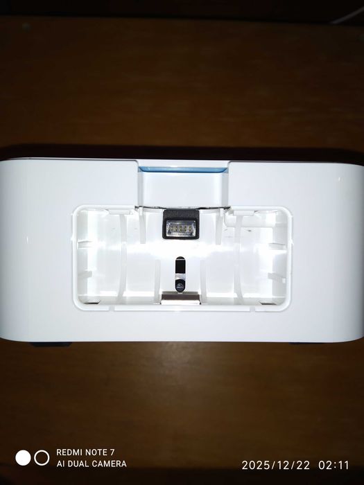 ## Irobot Braava Jet 240 (sem sensores externos) ##