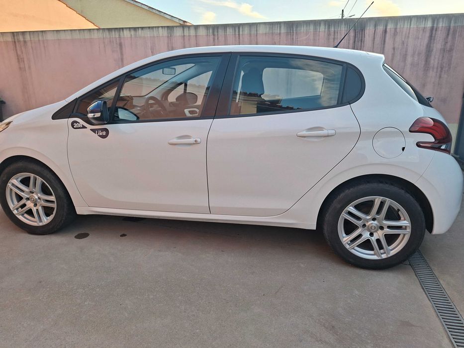 Vendo Peugeot 208