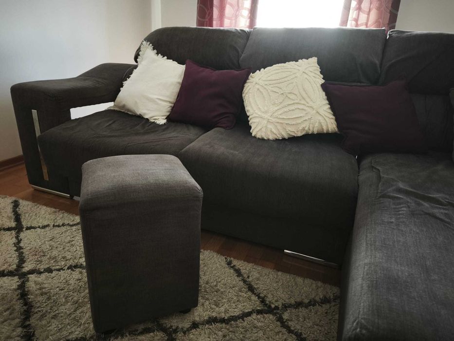 Sofá com chaise long marca "ok sofás"