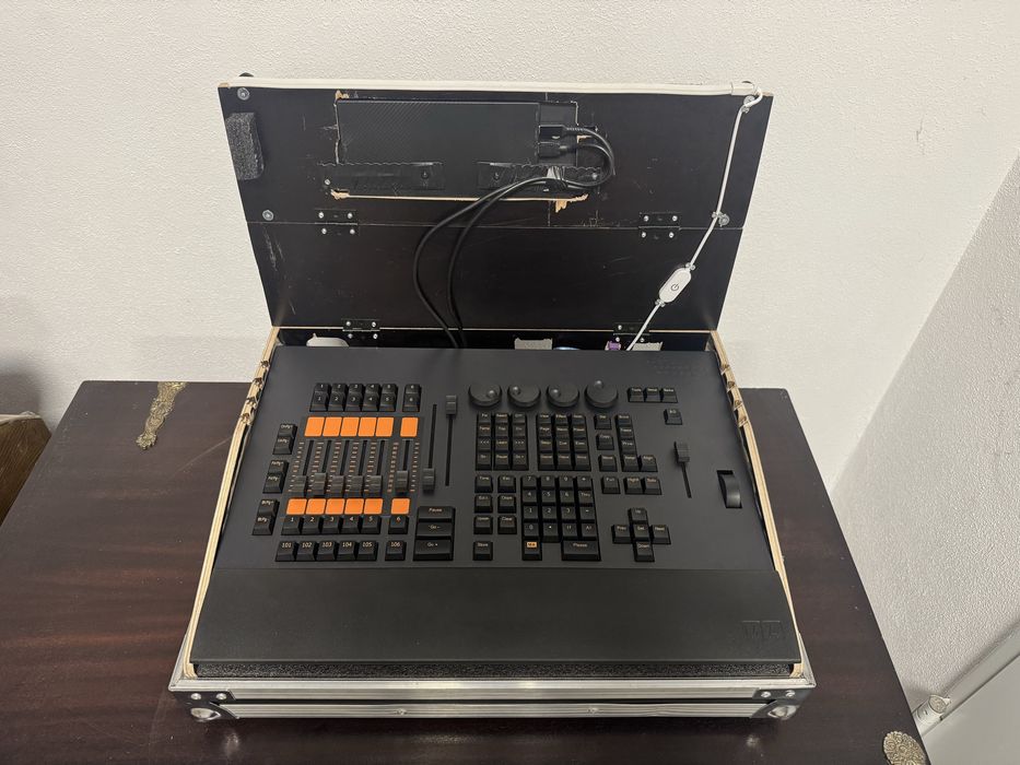 Mesa de ilumicação MA2 compacta