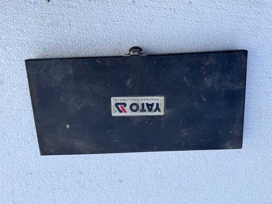 zestawu bitów Yato