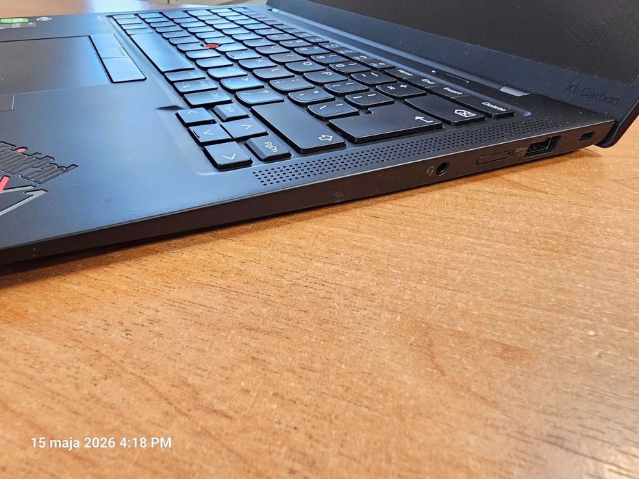 Lenovo ThinkPAD X1 Carbon G10 i5-1240p 16GB 256SSD LTE FHD Faktura