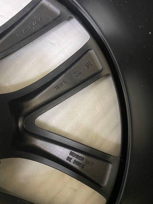 Колісний диск R21 Arachnid Tesla Model S Plaid NEW