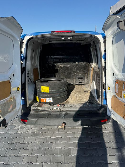 Ford Transit Connect 2013 rok 1.6 d 95 KM. Hak , klima