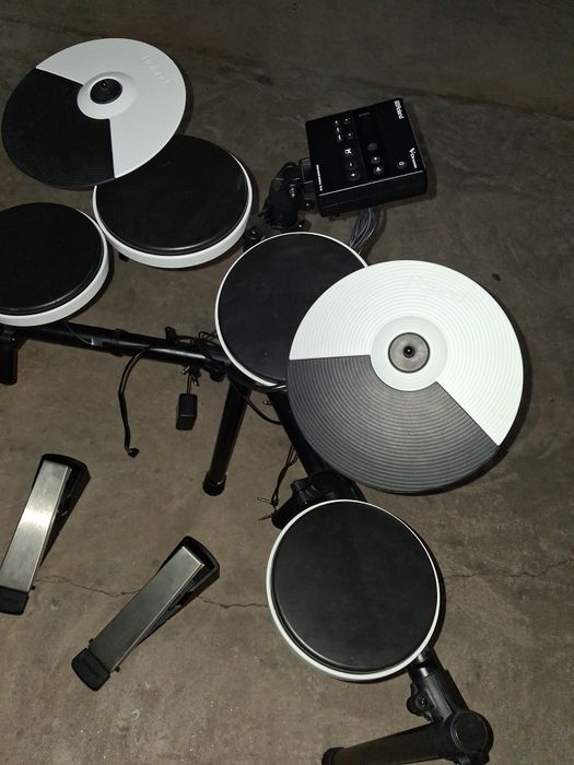Bateria eletrónica roland TD-02 (novo)