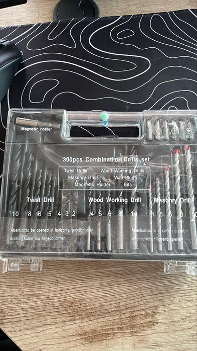 Набір свердел , біт, дюбелів 300 шт у кейсі (метал, дерево, бетон)