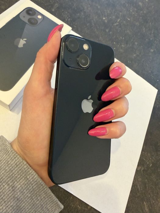 Sprzedam iphone 13 mini w bardzo dobrym stanie!