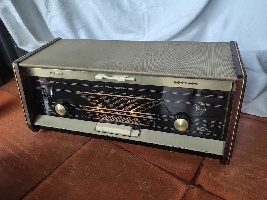 Radio Philips antigo modelo Bi Ampli Stereo