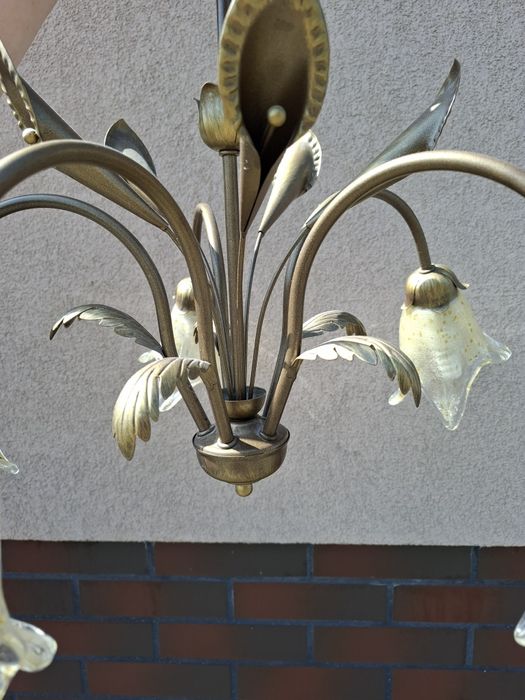 Żyrandol w stylu vintage