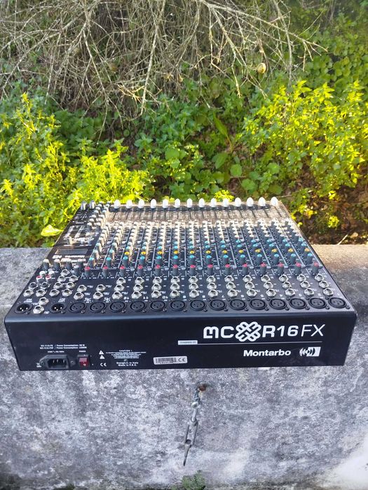 Mesa de Mistura Montarbo MCR16FX