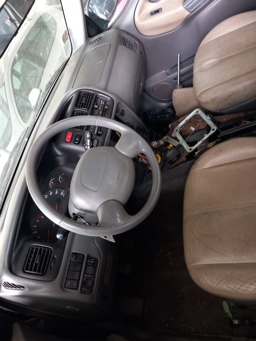 Suzuki Grand Vitara peças bom preço